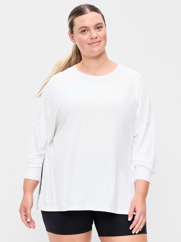 Image number 7 showing, CloudMotion Long-Sleeve Tunic