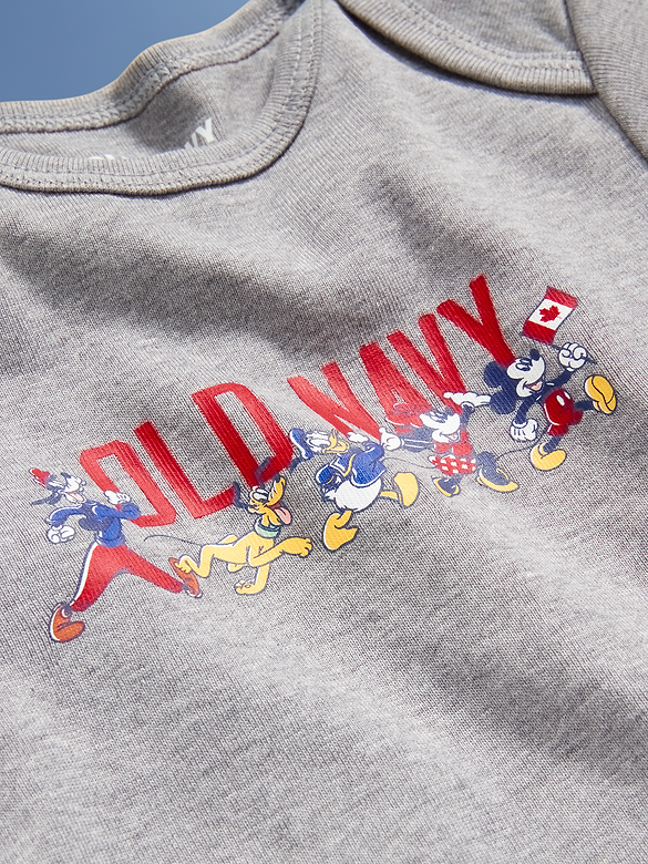 Cache-couche à manches courtes à imprimé de drapeau et logo Old Navy x Disney © pour bébé