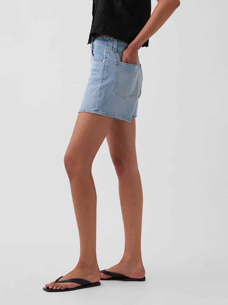 Image number 3 showing, 3.5" High Rise Relaxed Straight Denim Shorts
