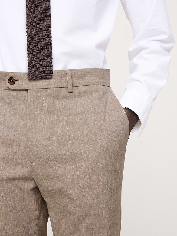 Slim Wrinkle-Resistant Dress Pant