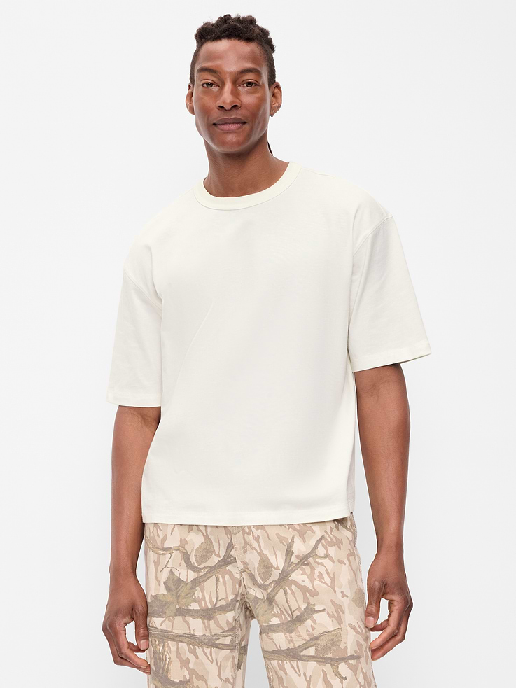 Image number 1 showing, Garment-Dyed Heavyweight Cropped T-Shirt