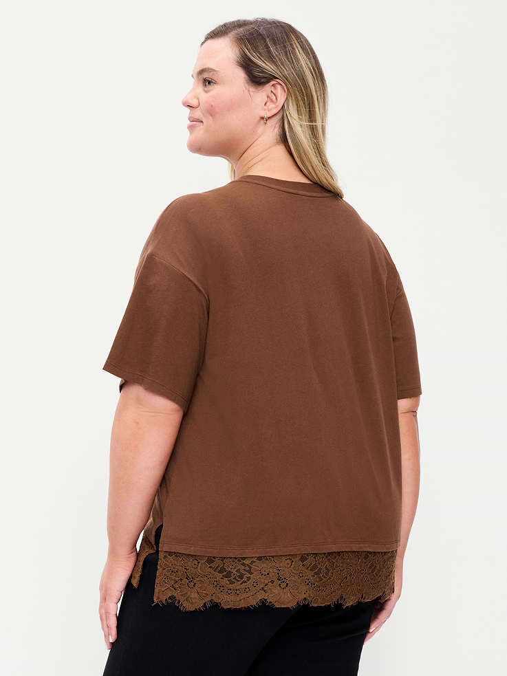 L'image numéro 8 présente T-shirt surdimensionné à ourlet en dentelle