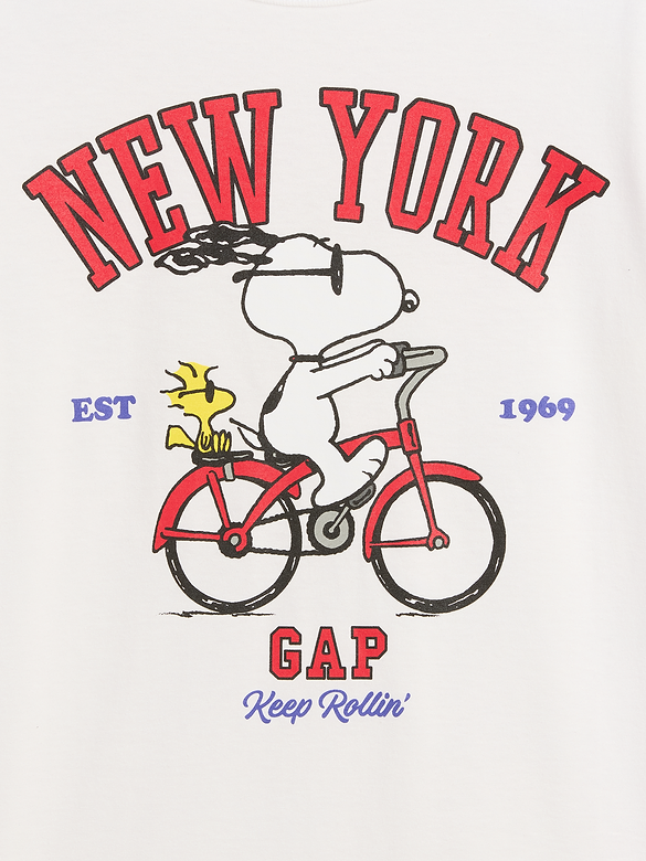GapKids Peanuts Graphic T-Shirt