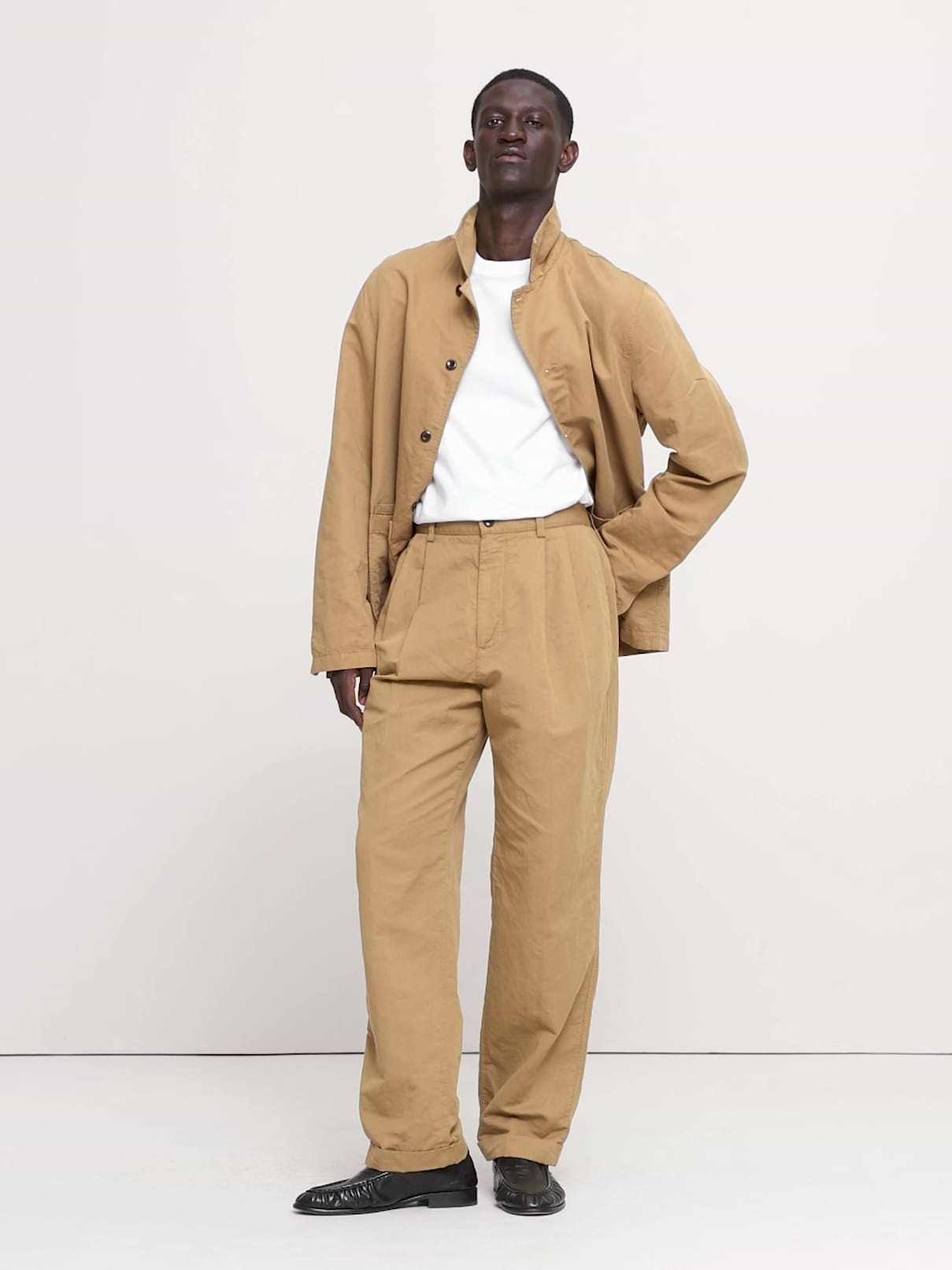 Archive Reissue Pleated Italian Linen-Cotton Pant | Banana Republic