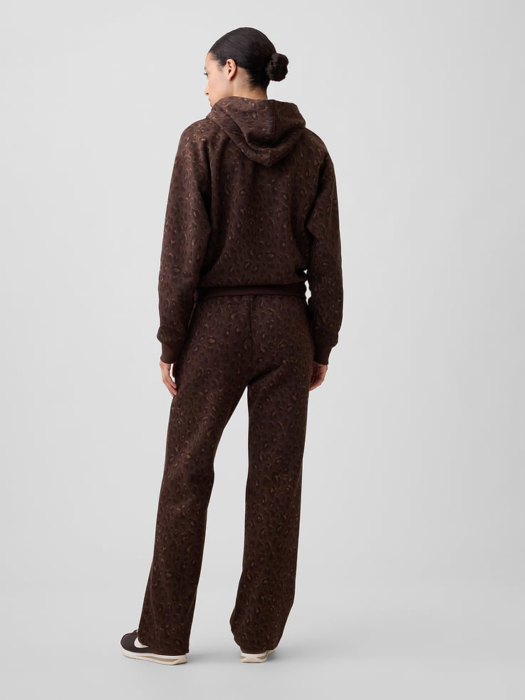 Image number 2 showing, Gap Logo Straight Sweatpants