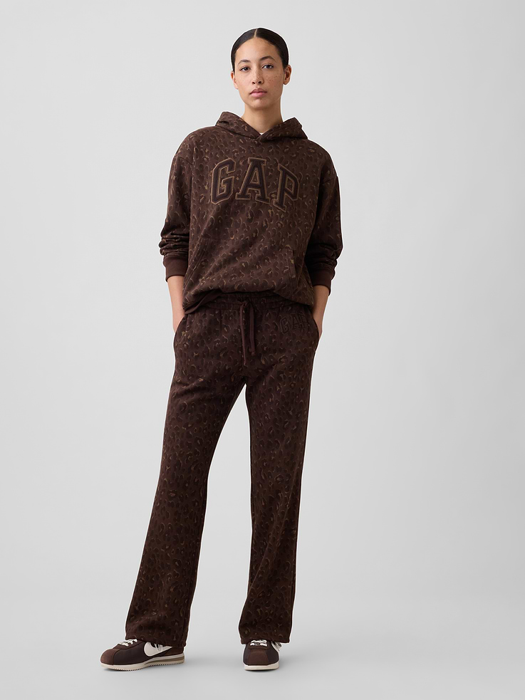 Image number 1 showing, Gap Logo Straight Sweatpants