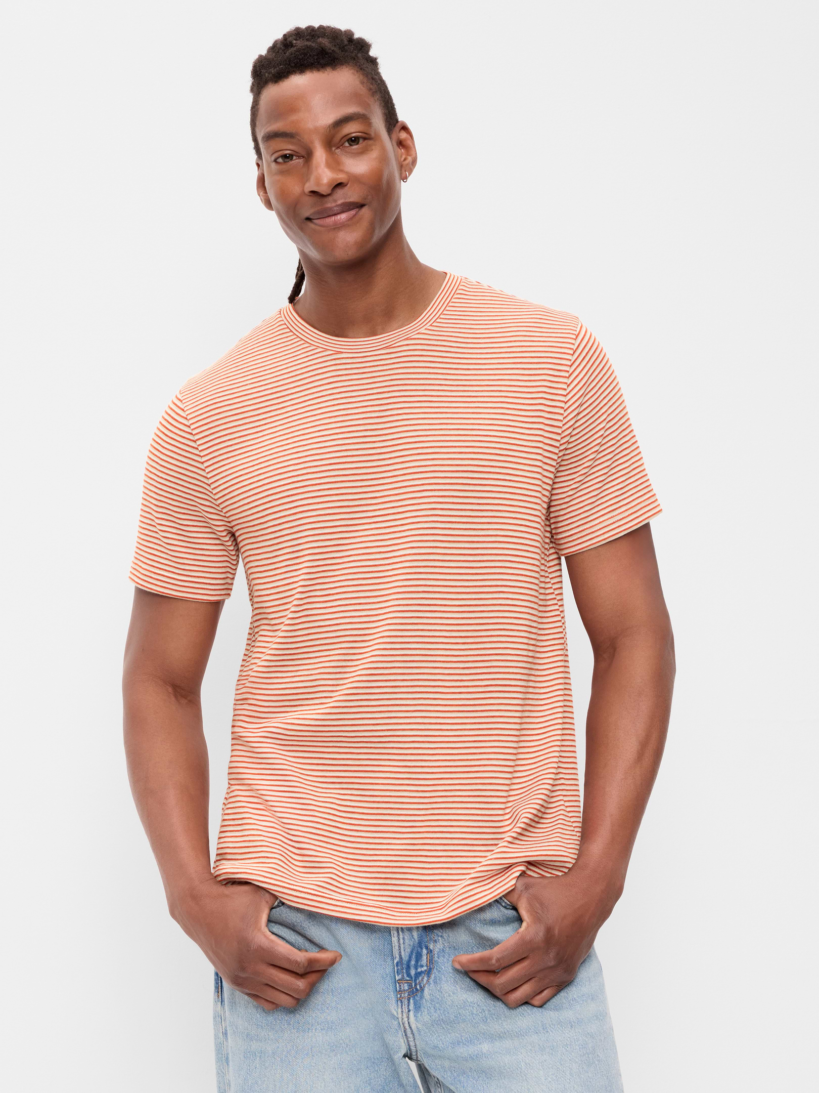 L'image numéro 1 présente T-shirt ras du cou à rayures