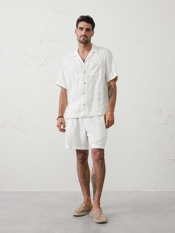 Standard-Fit Seersucker Resort Shirt
