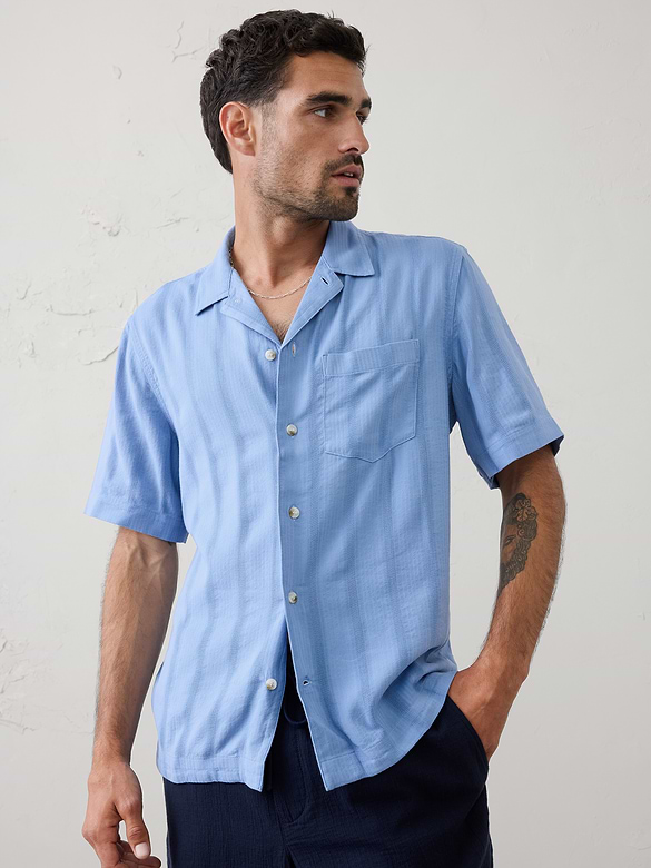 Standard-Fit Seersucker Resort Shirt