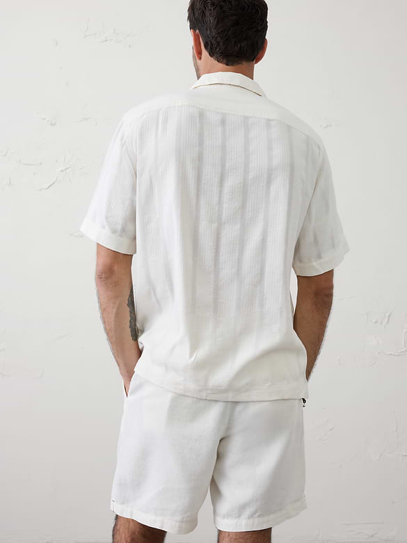 Standard-Fit Seersucker Resort Shirt