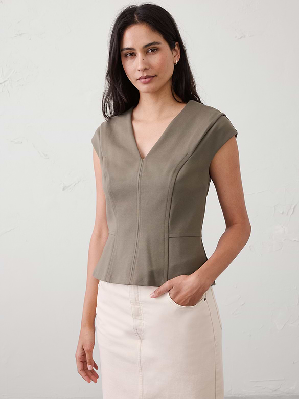 Seamed Hourglass Top