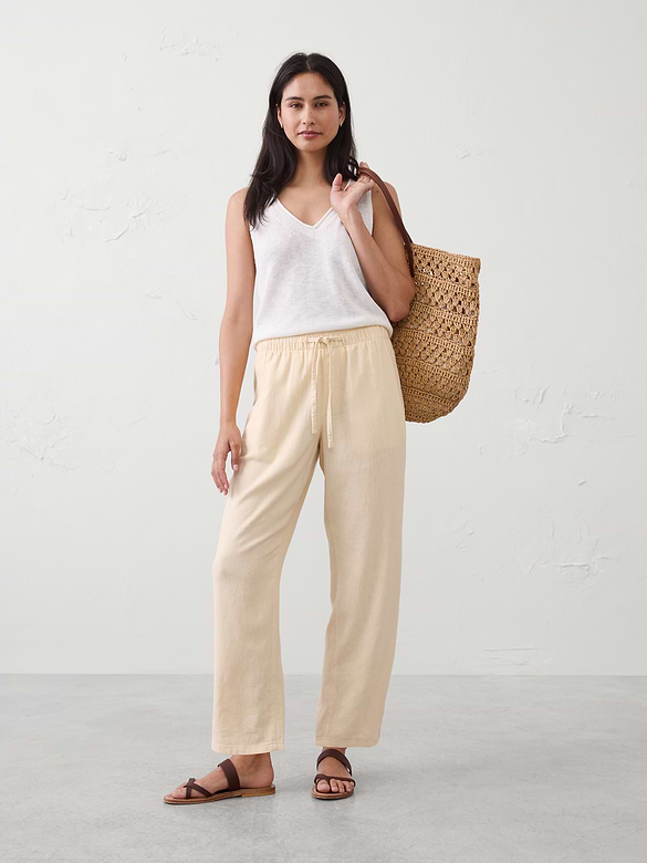 Straight-Leg Mid-Rise Linen-Blend Pant