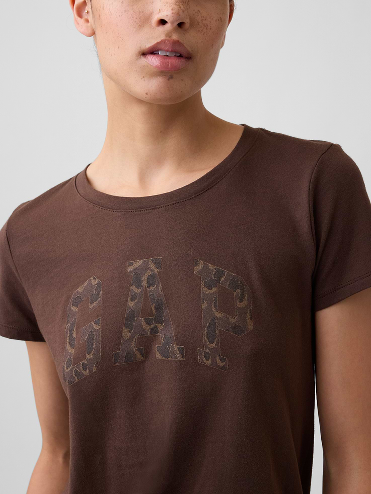 Image number 4 showing, Gap Logo T-Shirt