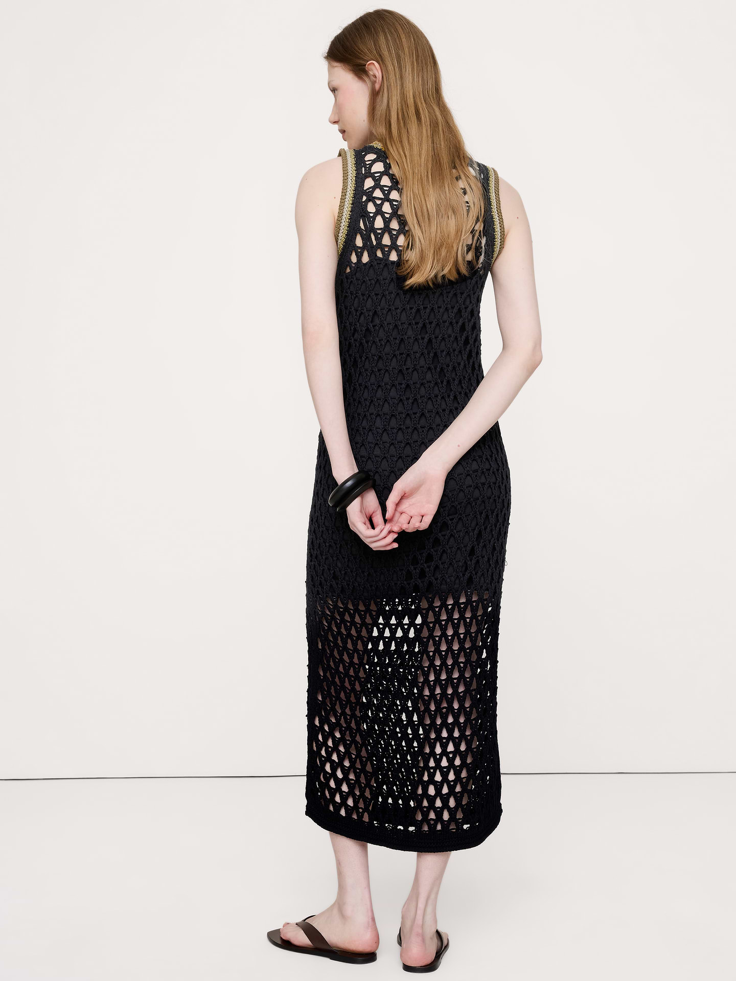 L'image numéro 3 présente Robe longue en coton au crochet