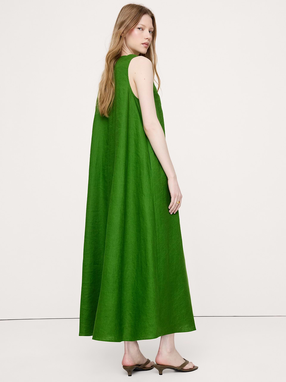 banana republic green linen dress Scoop-Neck Maxi Details: Pleated