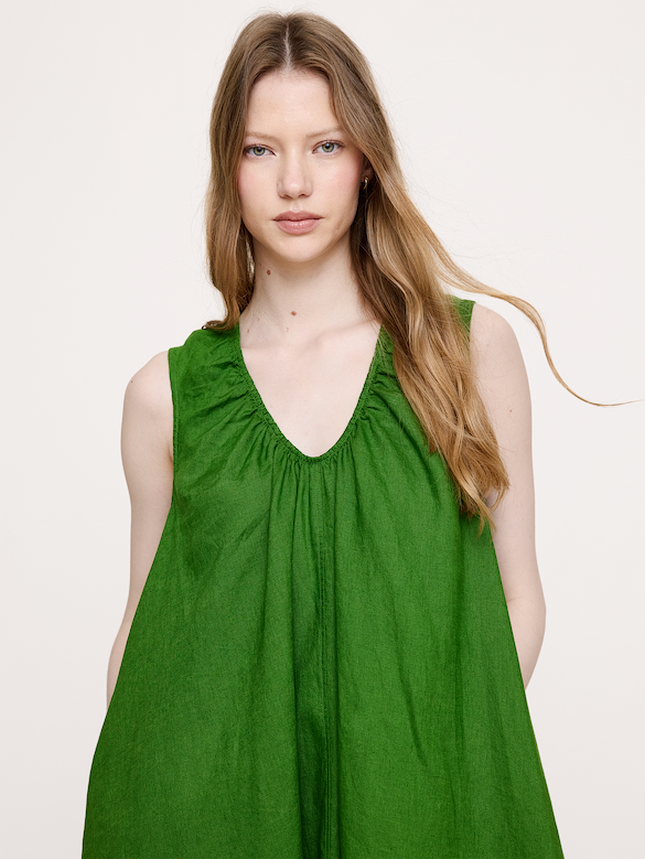 Linen Scoop-Neck Maxi Dress