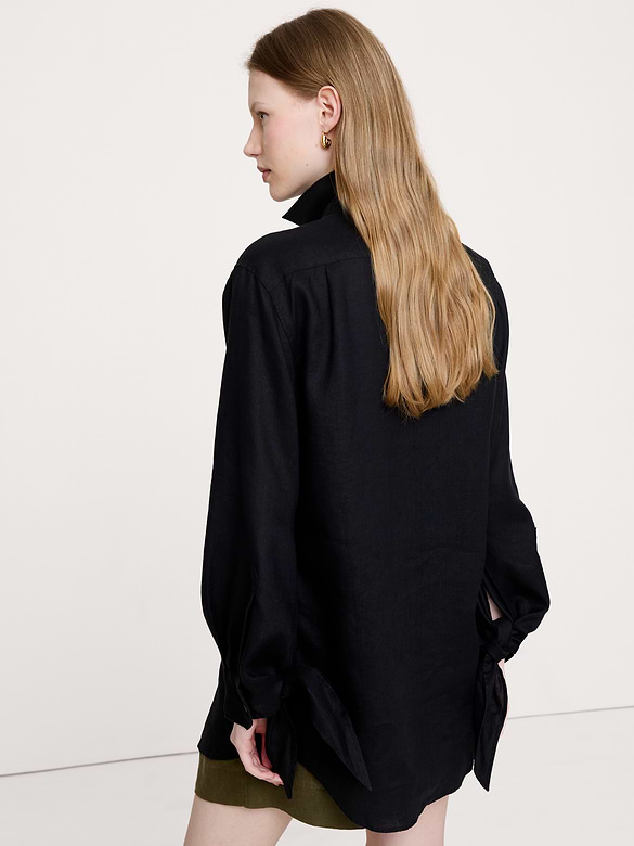 The Oversized Tie-Cuff Shirt in Linen