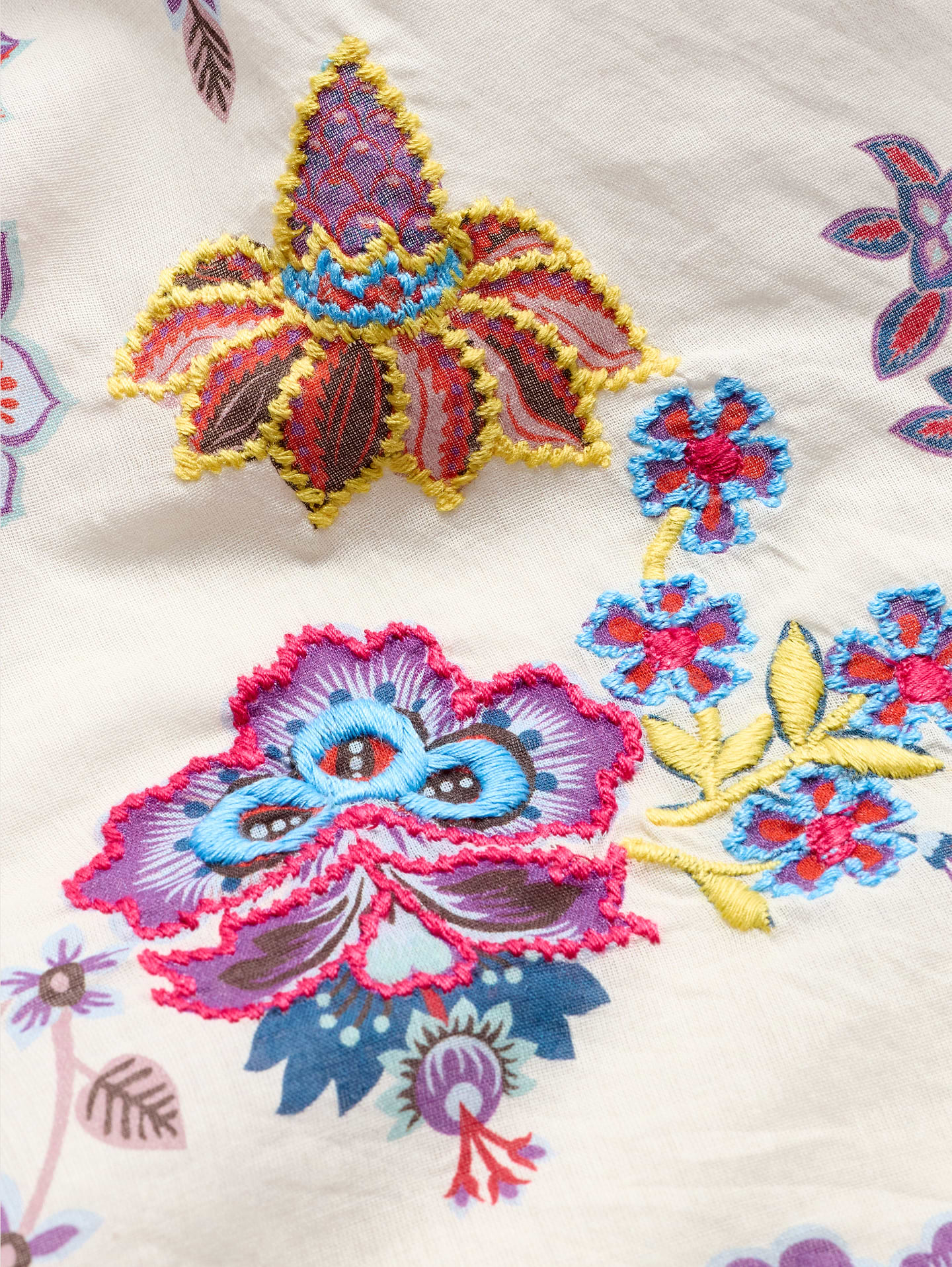 Image number 8 showing, Embroidered Cotton Scarf by Vismaya