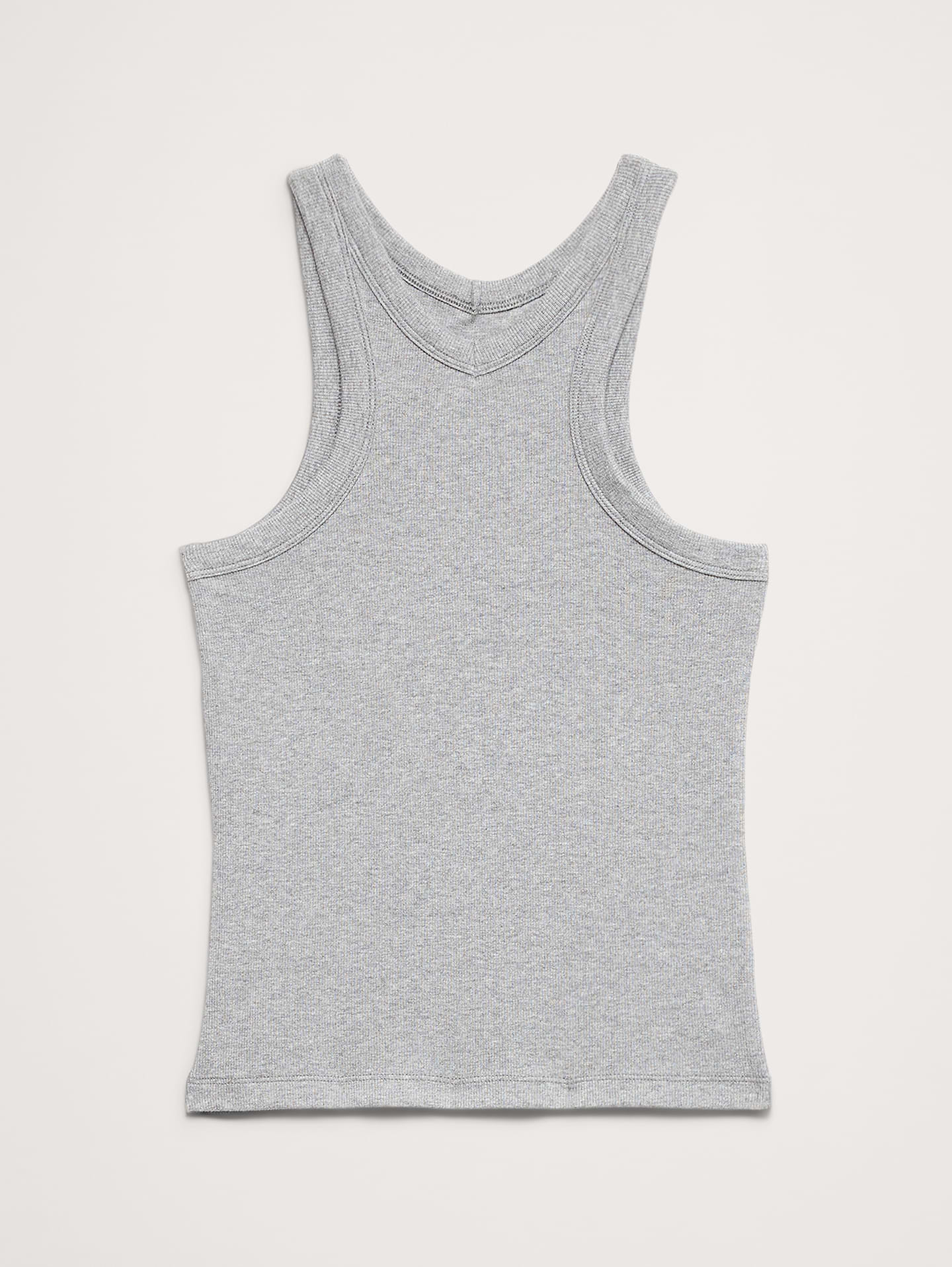 L'image numéro 4 présente Camisole à encolure en V en tissu côtelé