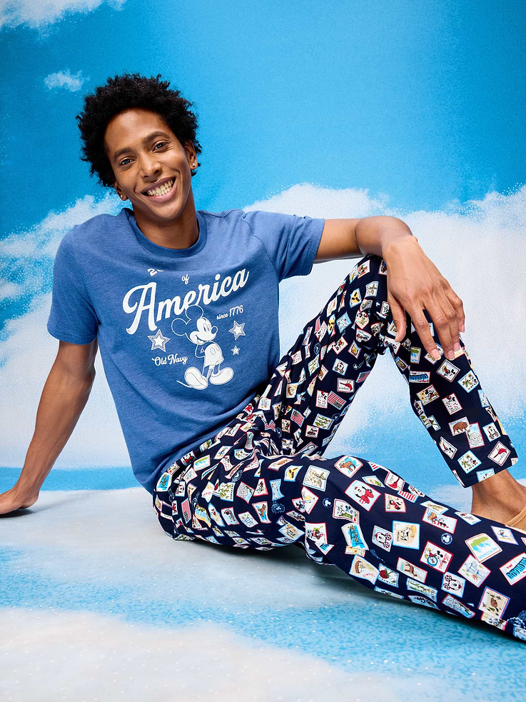 L'image numéro 4 présente Pantalon de pyjama en popeline Old Navy x Disney pour homme