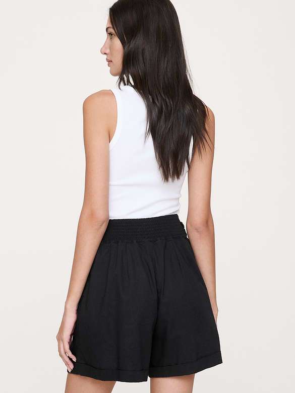 Short Emblématique revisité à taille extensible, 10 cm