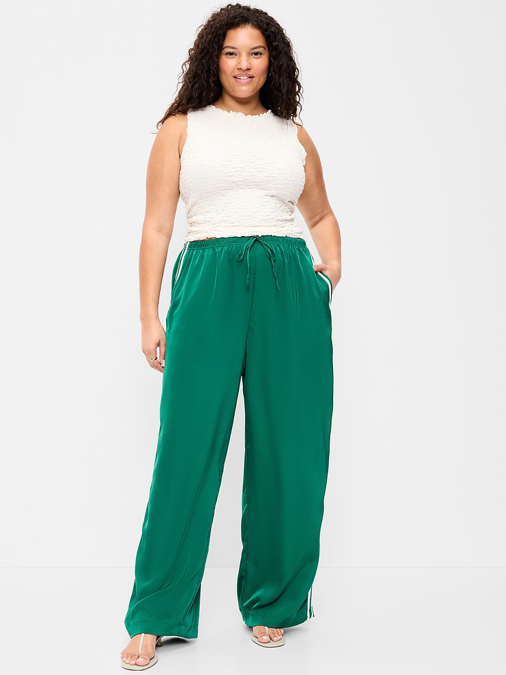 L'image numéro 8 présente Pantalon d’entraînement à taille haute en satin