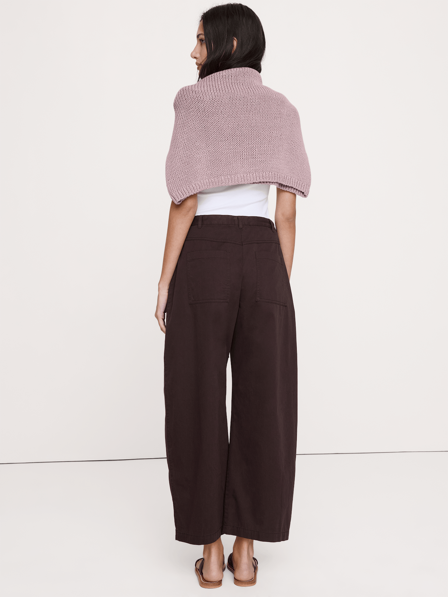 L'image numéro 3 présente Pantalon coupe baril taille mi-basse en popeline de coton