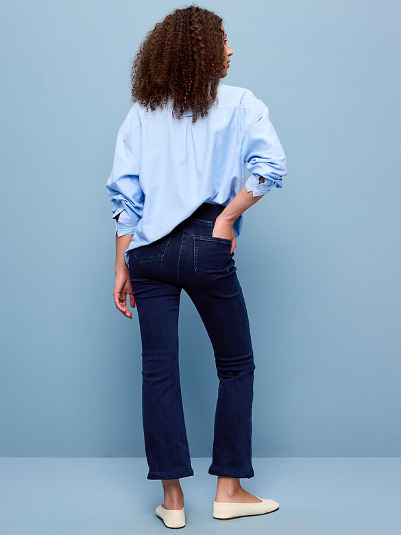 High-Waisted Weekender Pull-On Crop Flare Jeans