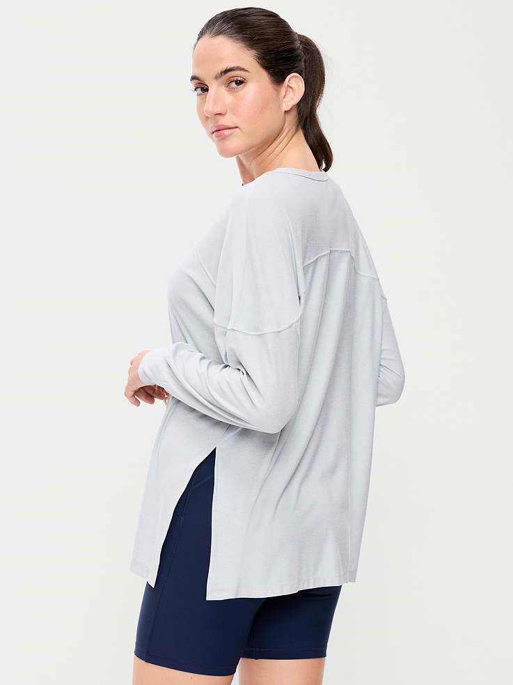 Image number 2 showing, CloudMotion Long-Sleeve Tunic