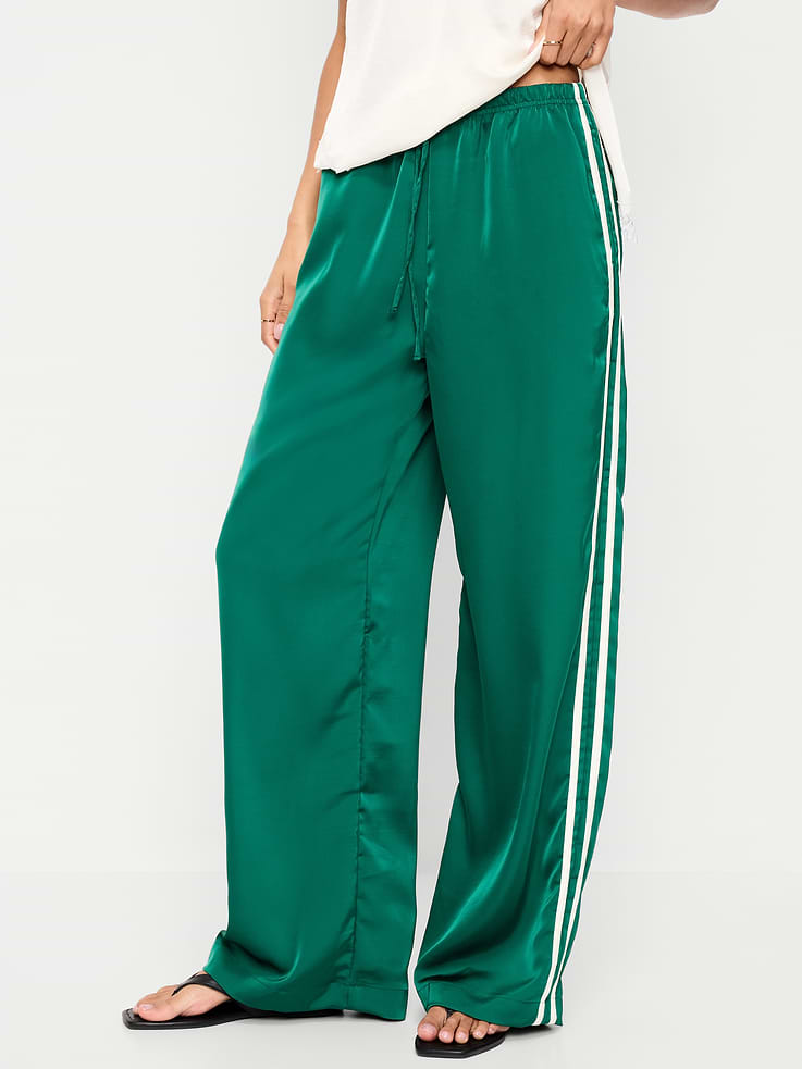 L'image numéro 2 présente Pantalon d’entraînement à taille haute en satin