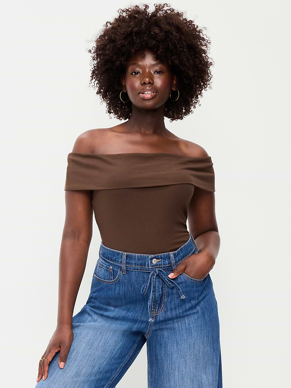 Off-The-Shoulder Fitted Top