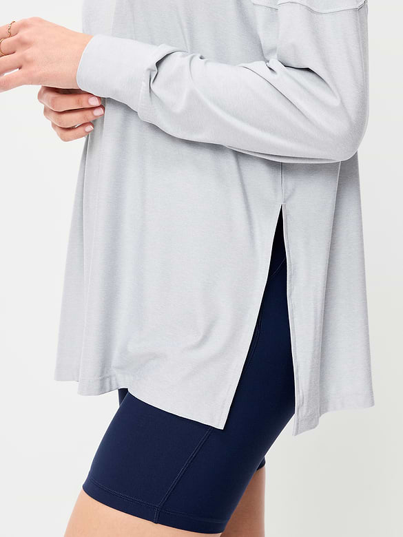 CloudMotion Long-Sleeve Tunic