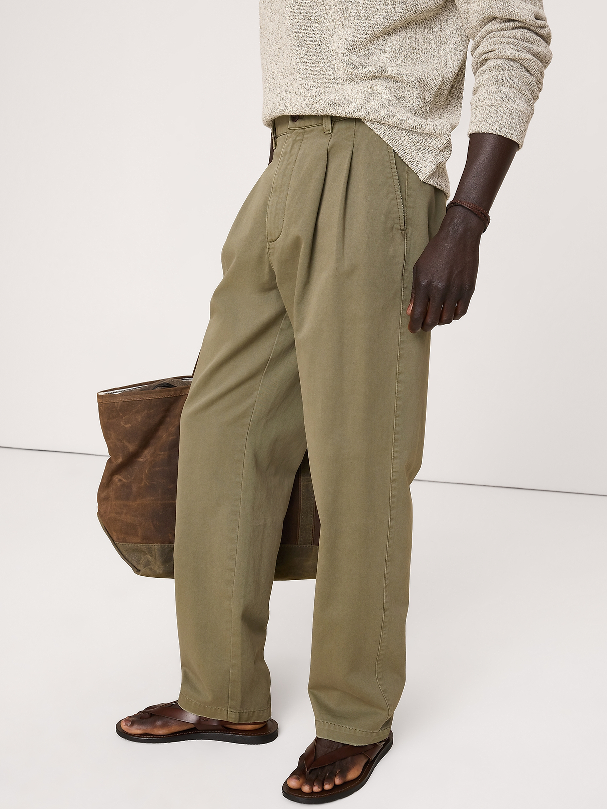 Archive Reissue Straight Pleated Chino | Banana Republic