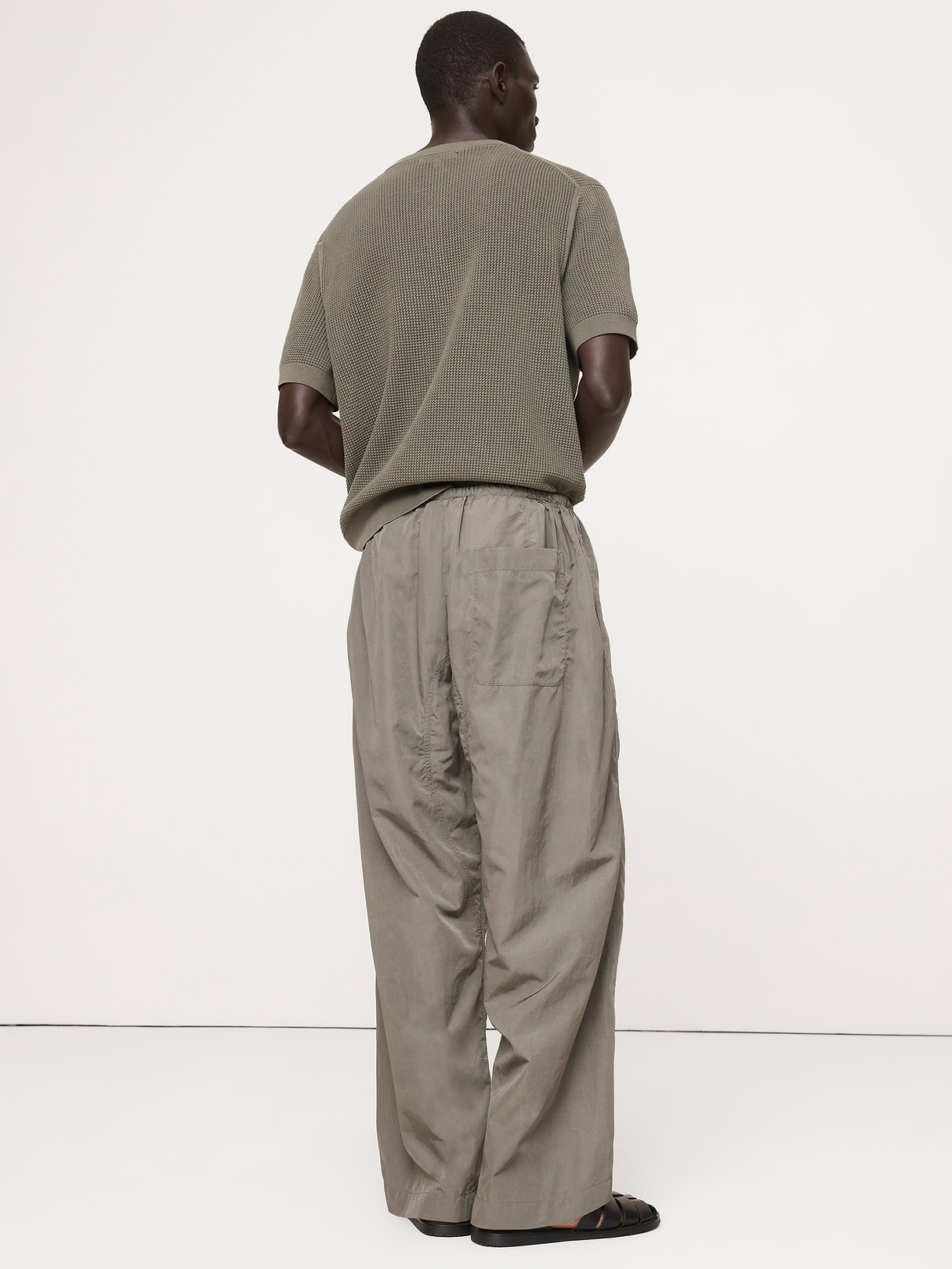 Loose Pull-On Flight Pant | Banana Republic