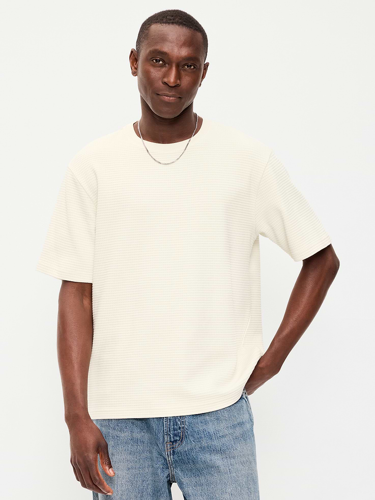L'image numéro 1 présente T-shirt ample en tissu gaufré texturé à manches courtes