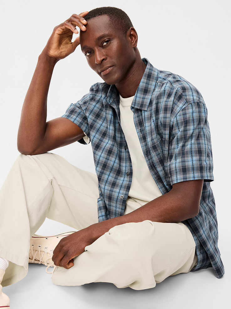 Image number 3 showing, Loose Fit Textured Plaid Pocket Shirt