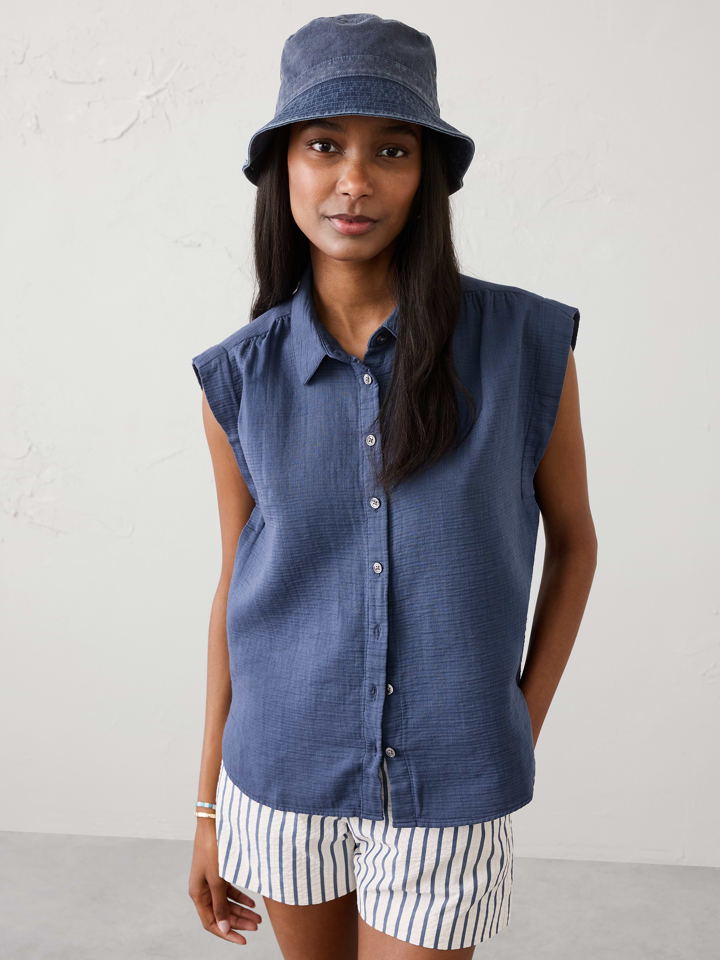 Image number 1 showing, Gauze Soft-Gathered Shirt