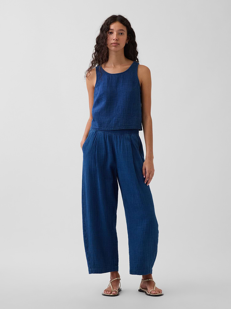 L'image numéro 1 présente Pantalon confort baril en denim de gaze de coton