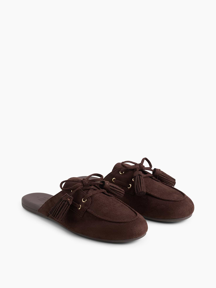 Image number 2 showing, Vegan Suede Tassel Moc Mules