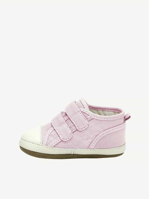 Robeez Joleen First Kicks
