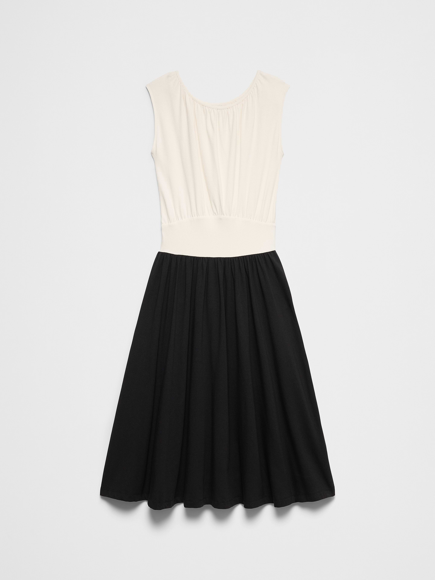 L'image numéro 4 présente Robe mi-longue à corsage blouson en tricot