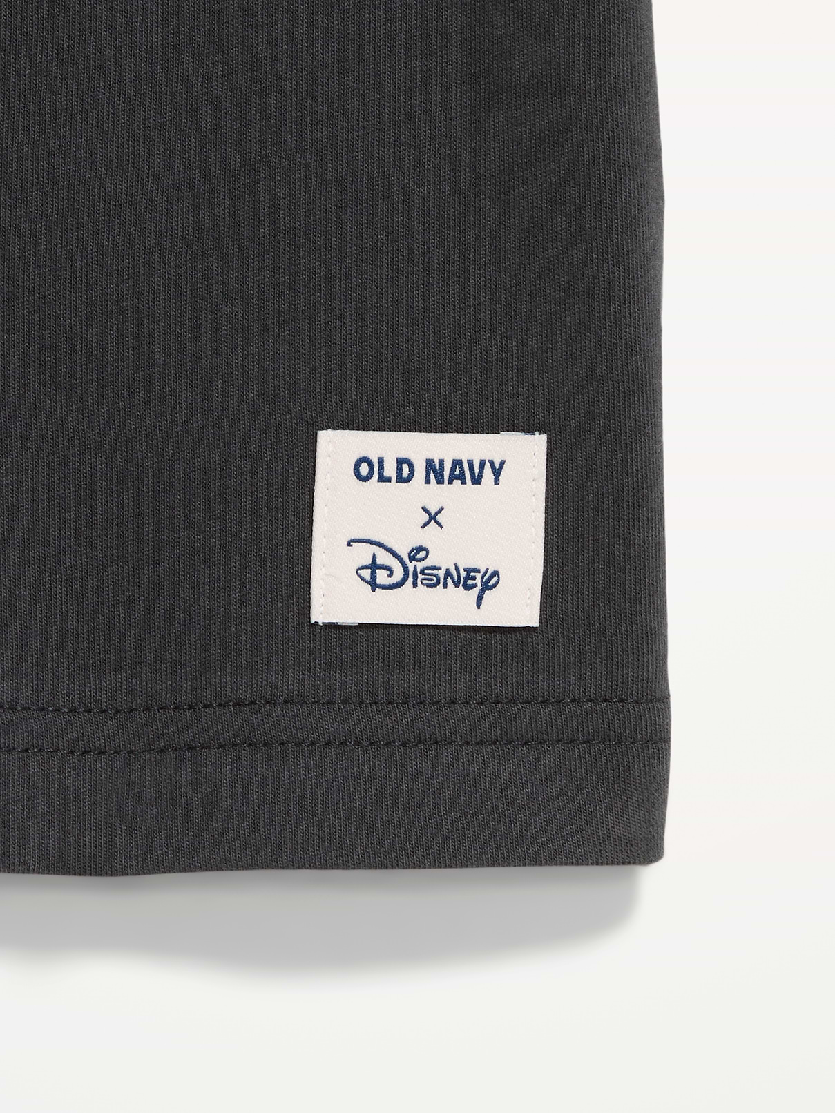 L'image numéro 2 présente T-shirt Mickey Mouse de Disney©