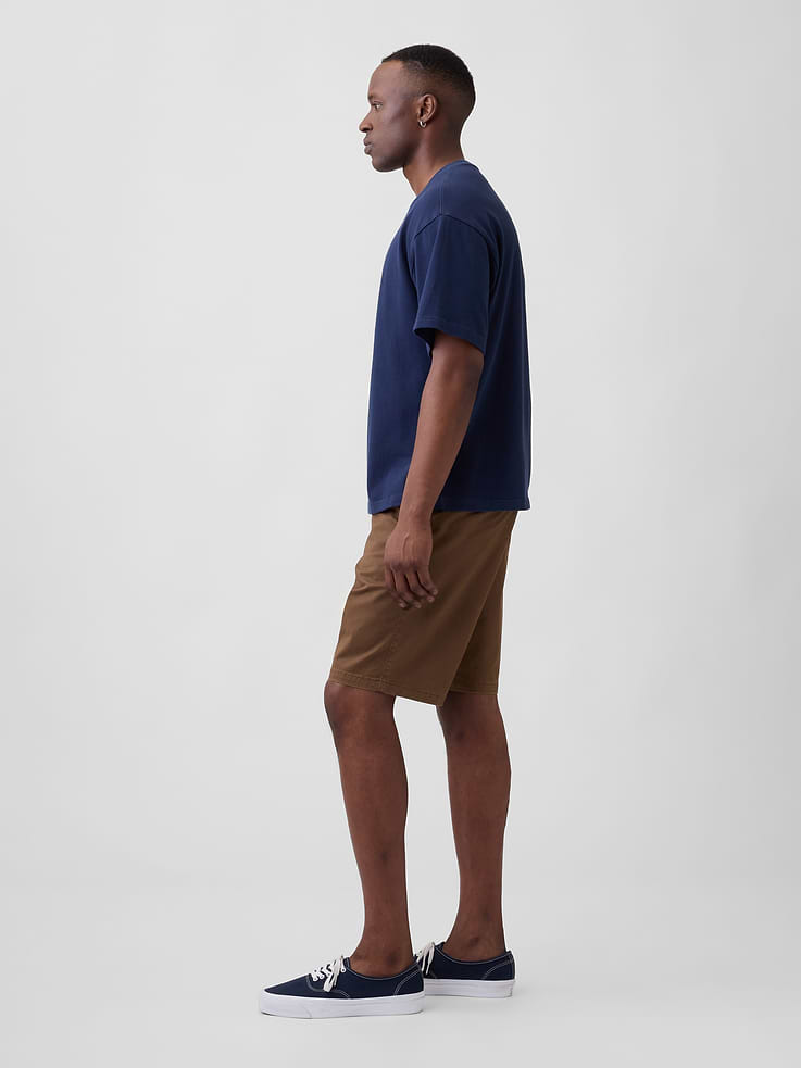 Image number 4 showing, 9" Essential Khaki Shorts