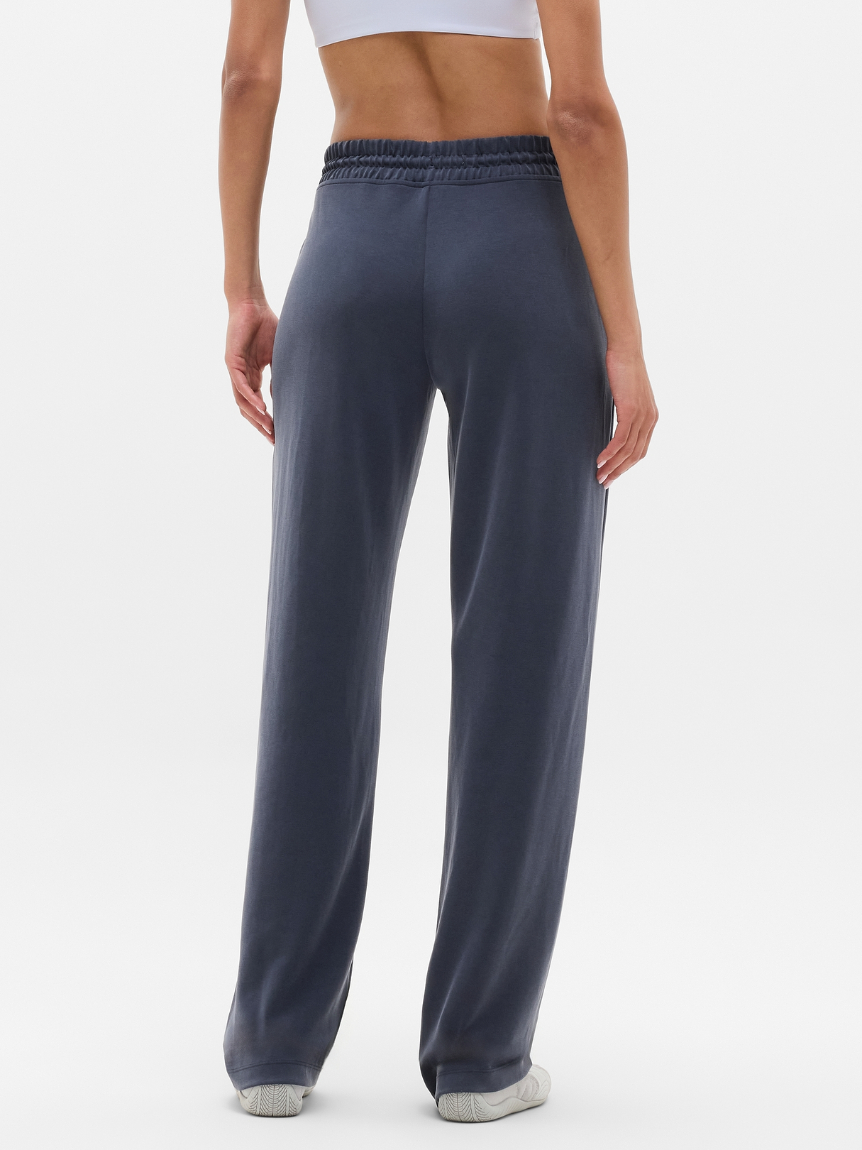 Seasoft Mid Rise Straight Pant | Athleta