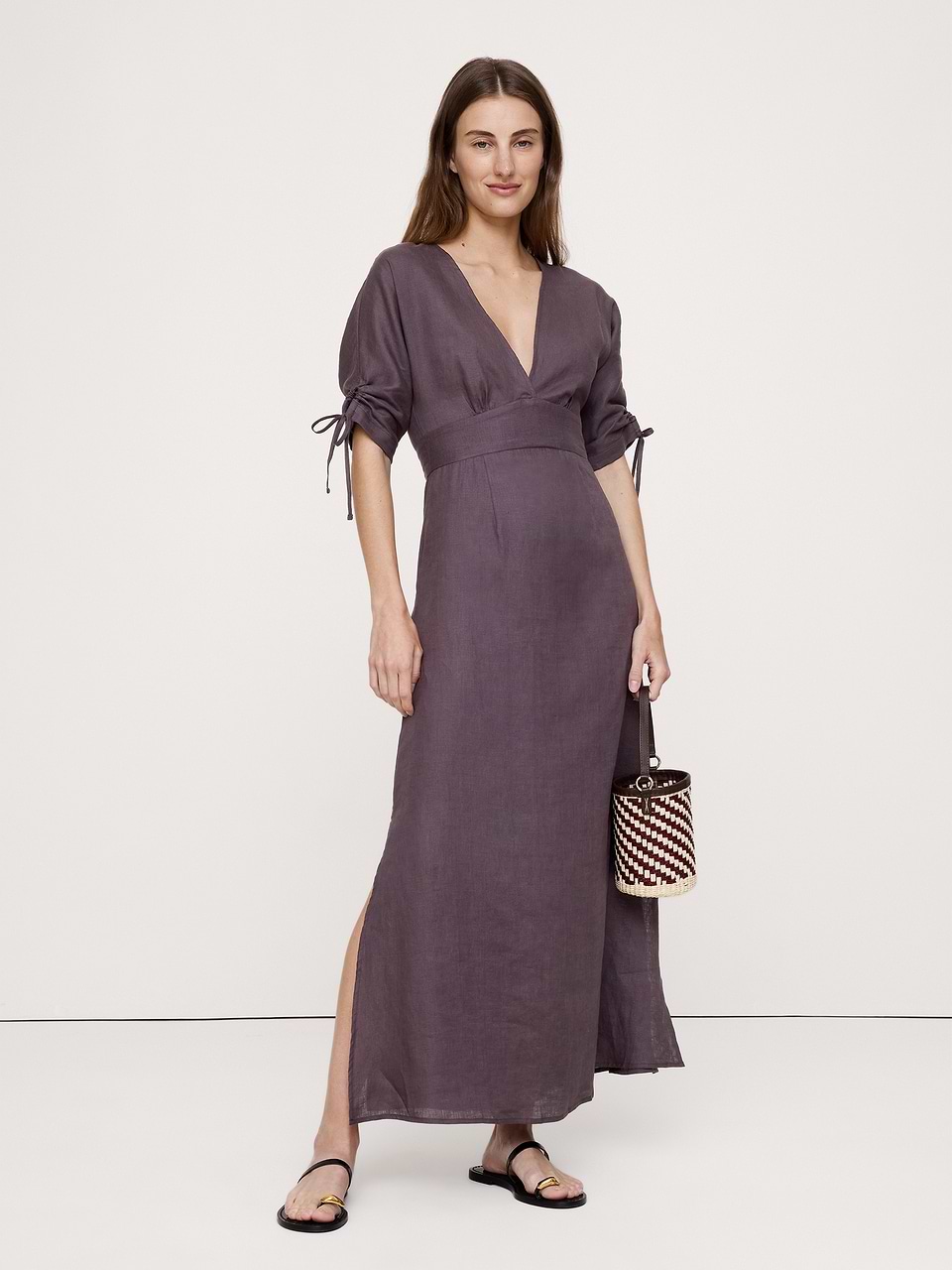 banana republic v neck dress Shop Clothing and Dresses at SilkRoll. Trade with us! Made exclusively for Banana Republic Factory Banana Republic Women's Linen Pocket