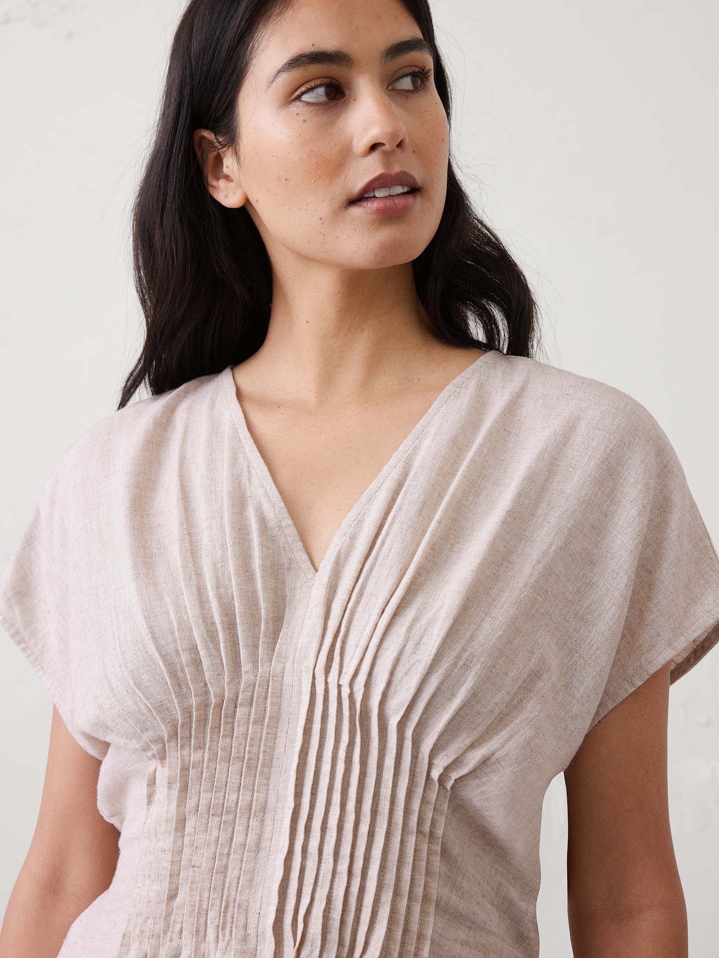 Image number 3 showing, Linen-Blend Pintuck-Waist Top