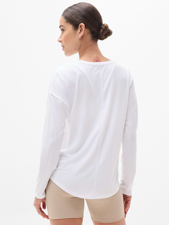 Move With Ease Top