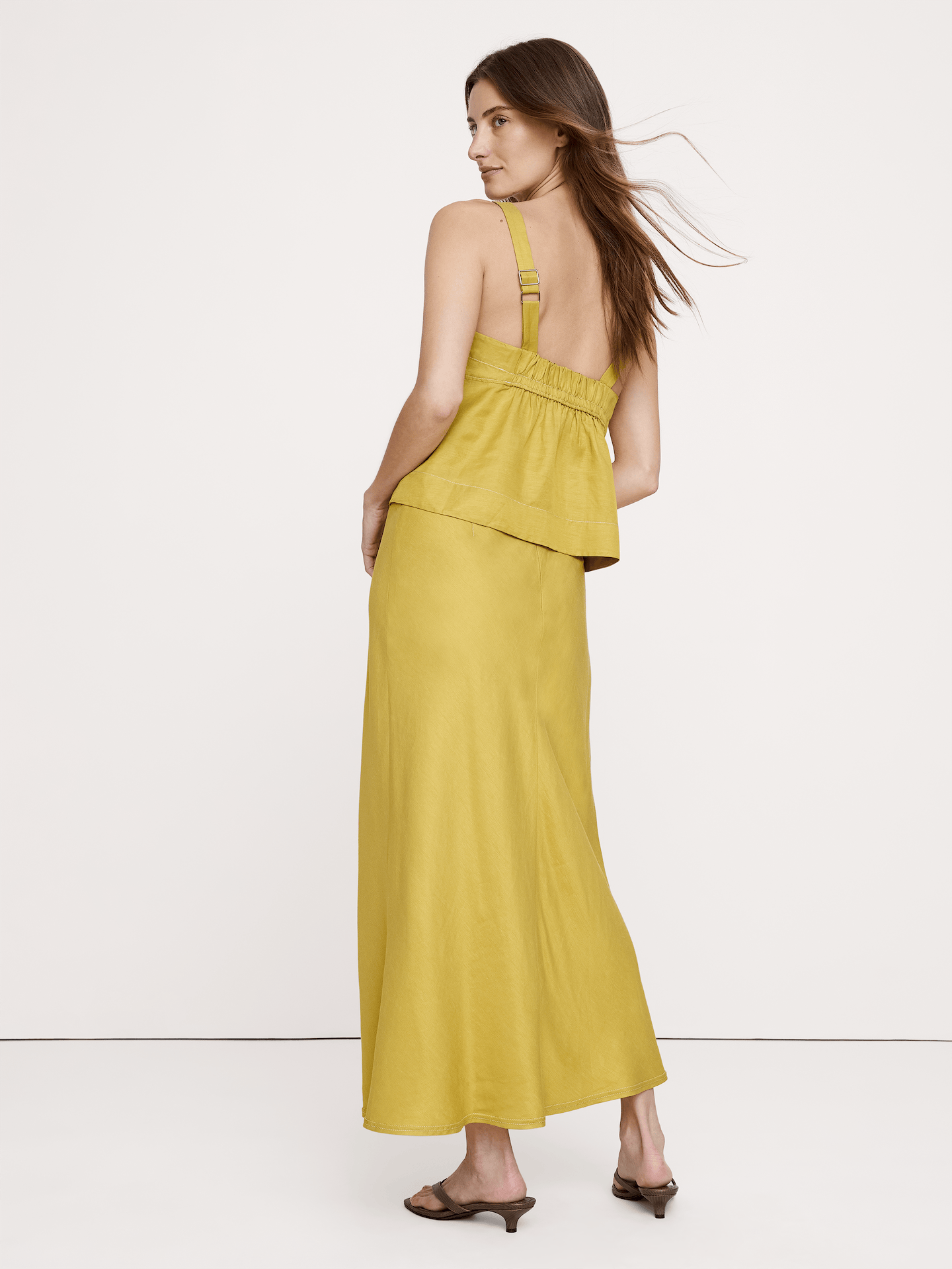 Image number 8 showing, Viscose-Linen Bias-Cut Maxi Skirt