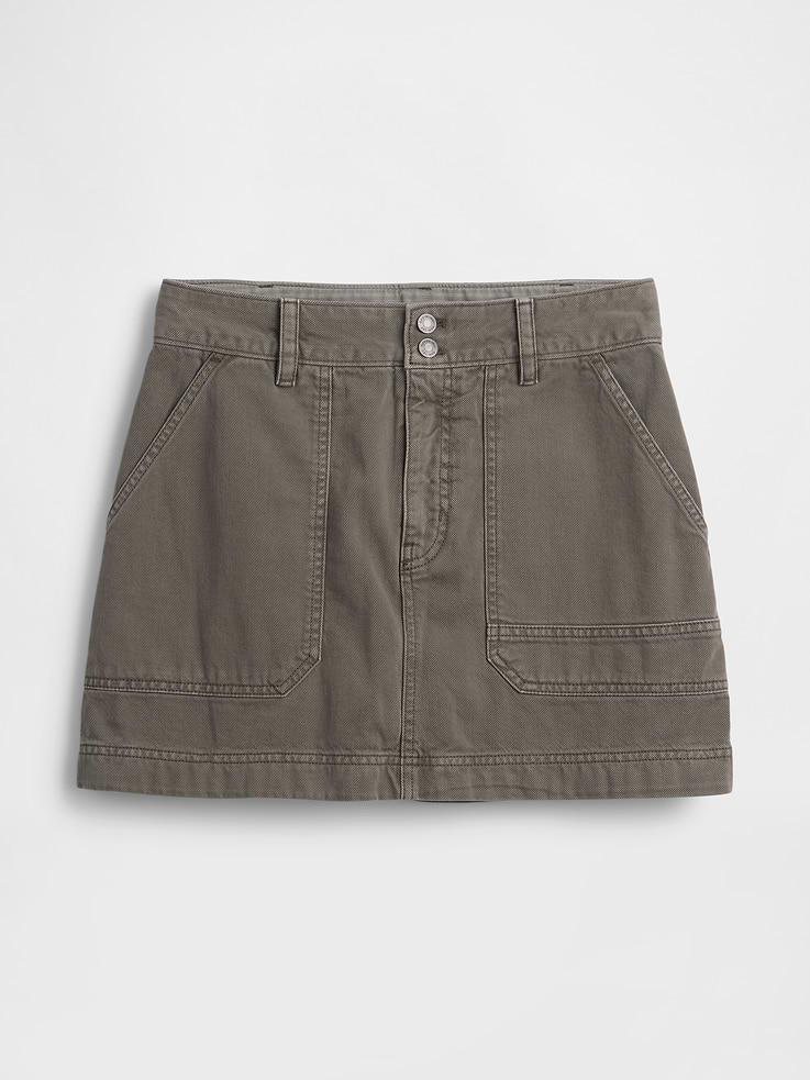 L'image numéro 6 présente Jupe-short utilitaire courte à taille haute