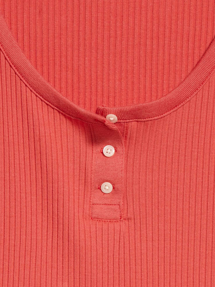 Image number 4 showing, Scoop-Neck Fitted Henley Top